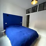Beautiful - Hypercentre Marketplace Apartment Cahors