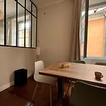 Beautiful - Hypercentre Marketplace Apartment *