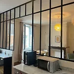 Apartment Beautiful - Hypercentre Marketplace *