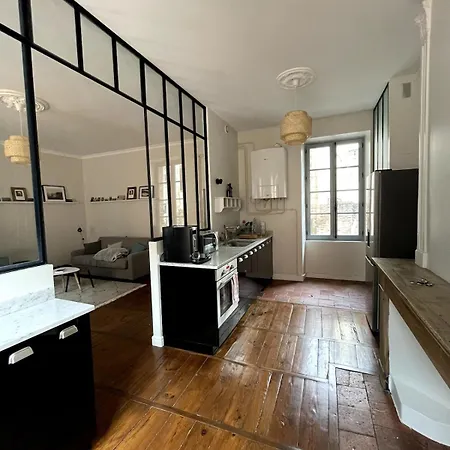 Beautiful - Hypercentre Marketplace *