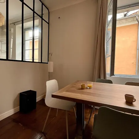 Beautiful - Hypercentre Marketplace Lejlighed *