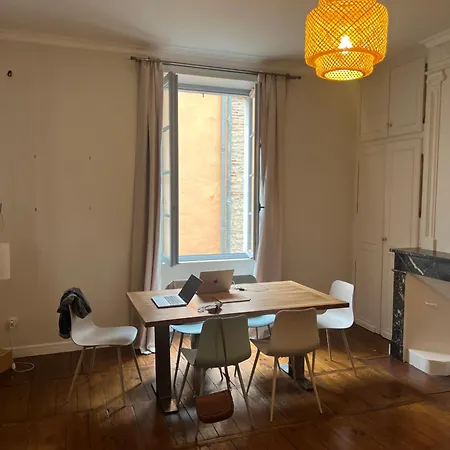 Beautiful - Hypercentre Marketplace Cahors