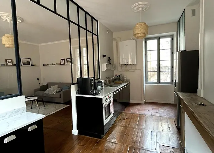 Beautiful - Hypercentre Marketplace *