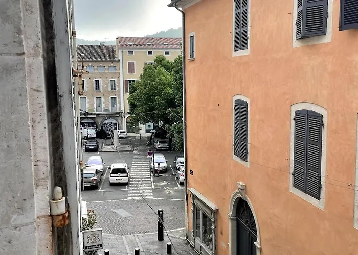 Beautiful - Hypercentre Marketplace Апартаменты *